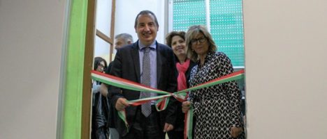 Inaugurata dal provveditore agli studi di Messina Leon Zingales l’aula immersiva dell’Istituto Verona Trento. Dirigente scuola: “questa innovativa struttura non solo favorisce un apprendimento esperienziale e coinvolgente, ma permette anche agli studenti di sviluppare competenze digitali e collaborative, preparandoli così ad affrontare le sfide del mondo moderno in modo efficace e creativo”